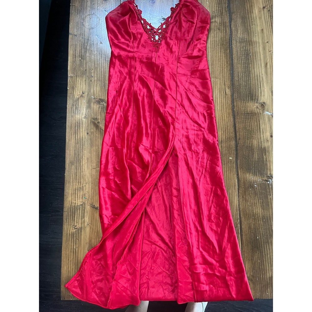 Fredericks of Hollywood Red Satin Nightgown Crochet Lace V-Neck Maxi Slit Small
